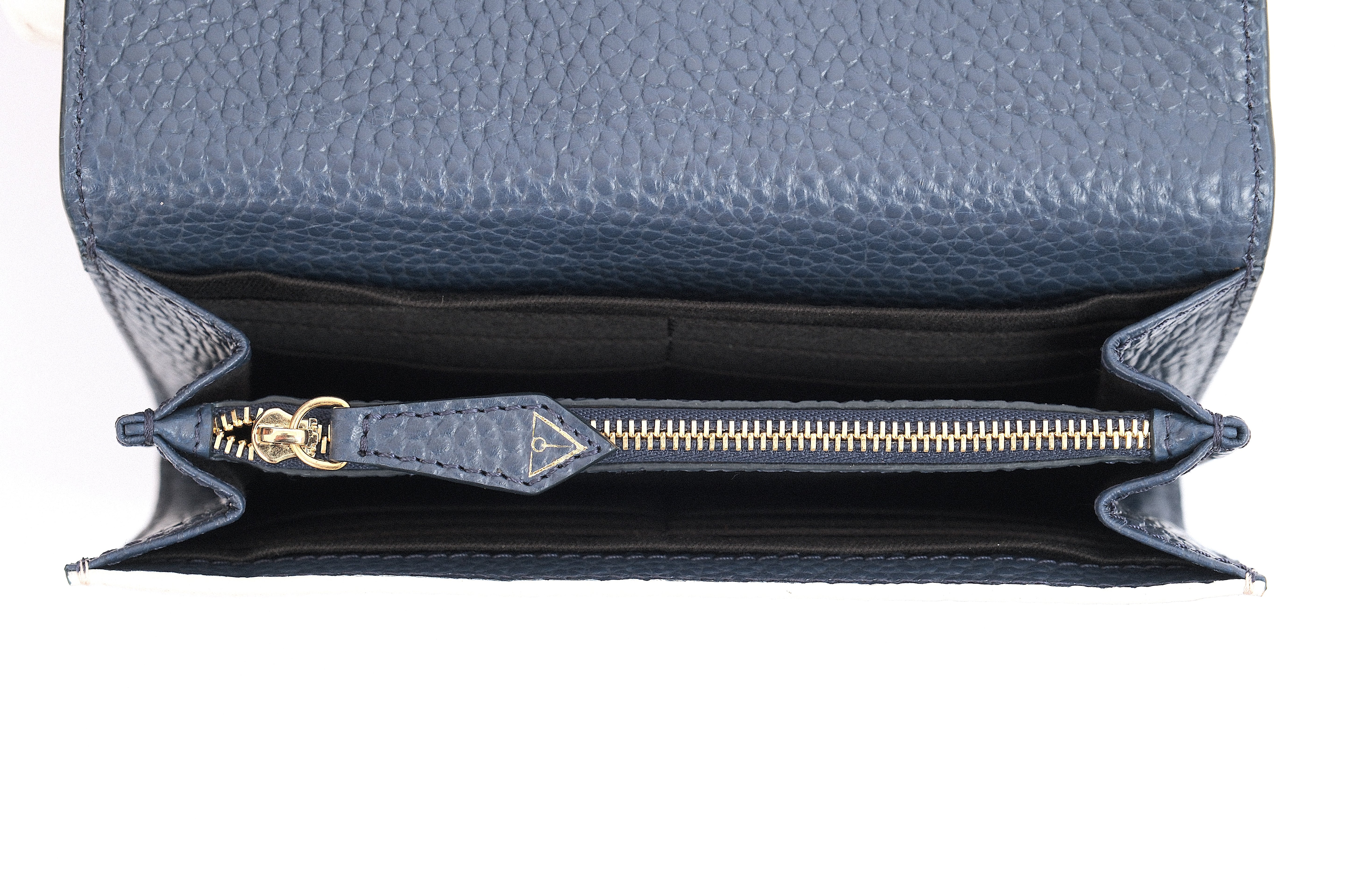 ARAS IDAAS, Delta Fold Babe Wallet, Interior, Nettuno blue & beige sand, premium Italian vegetable-tanned leather.