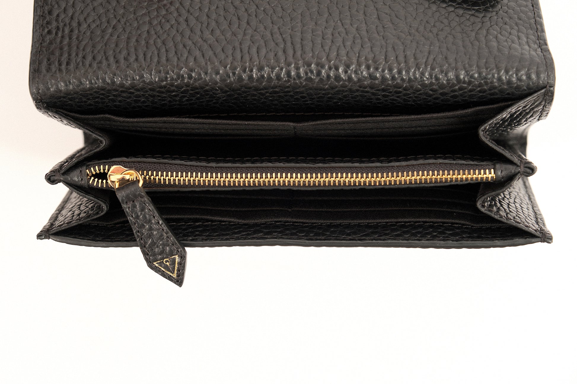 ARAS IDAAS, Delta Fold Babe Wallet, Interior, Black veil, premium Italian vegetable-tanned leather.