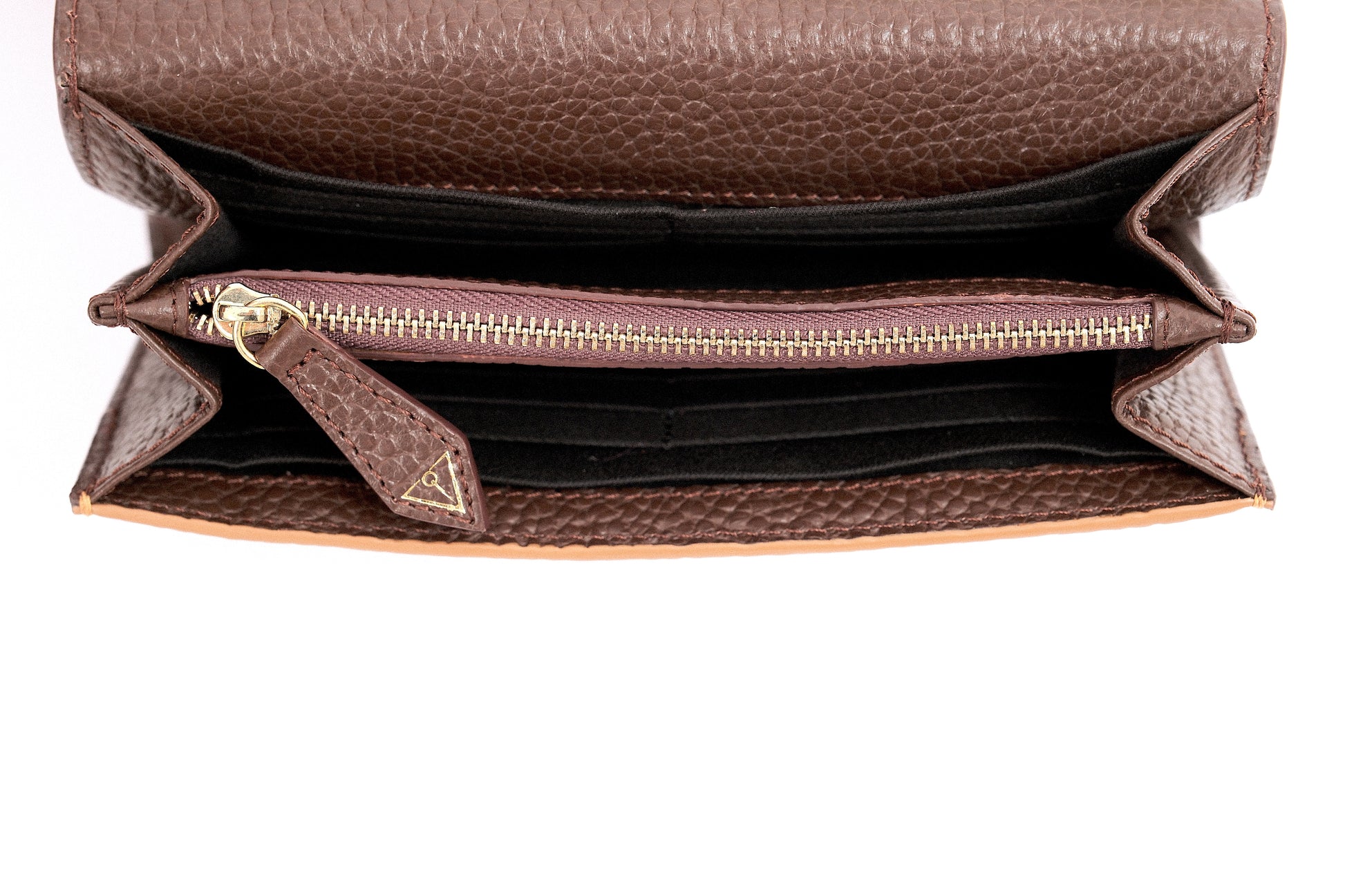 ARAS IDAAS, Delta Fold Babe Wallet, Interior, Roasted brown & Nomad Camel, premium Italian vegetable-tanned leather.