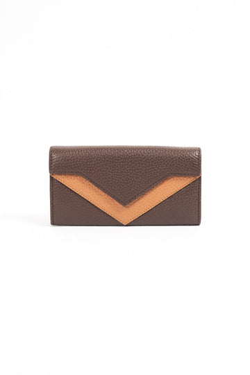 Delta Fold Babe