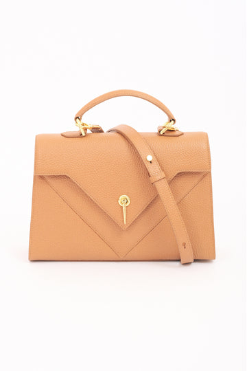Delta Fold Queen