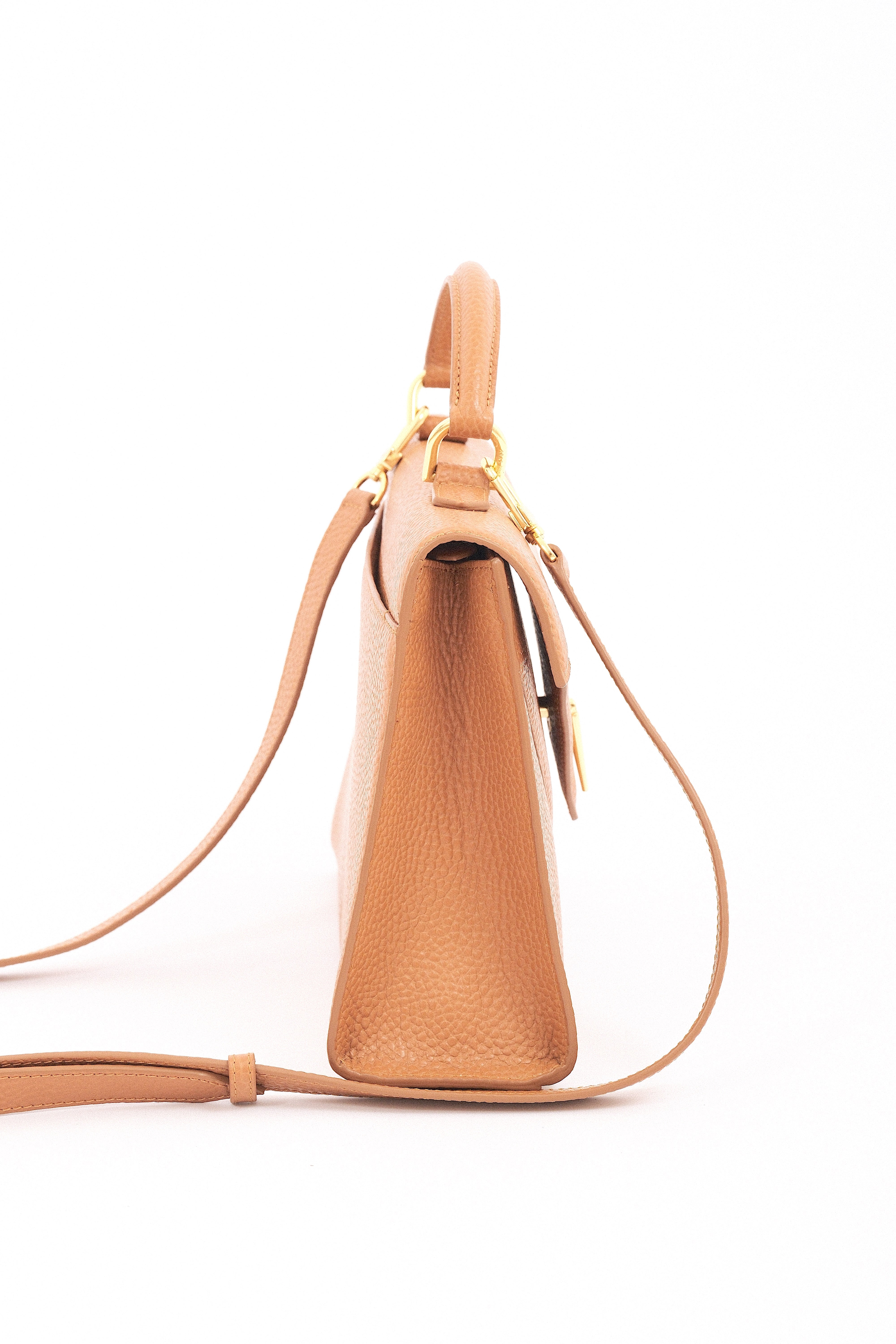 Delta Fold Queen Camel | Women Satchel Handbag – ARAS IDAAS