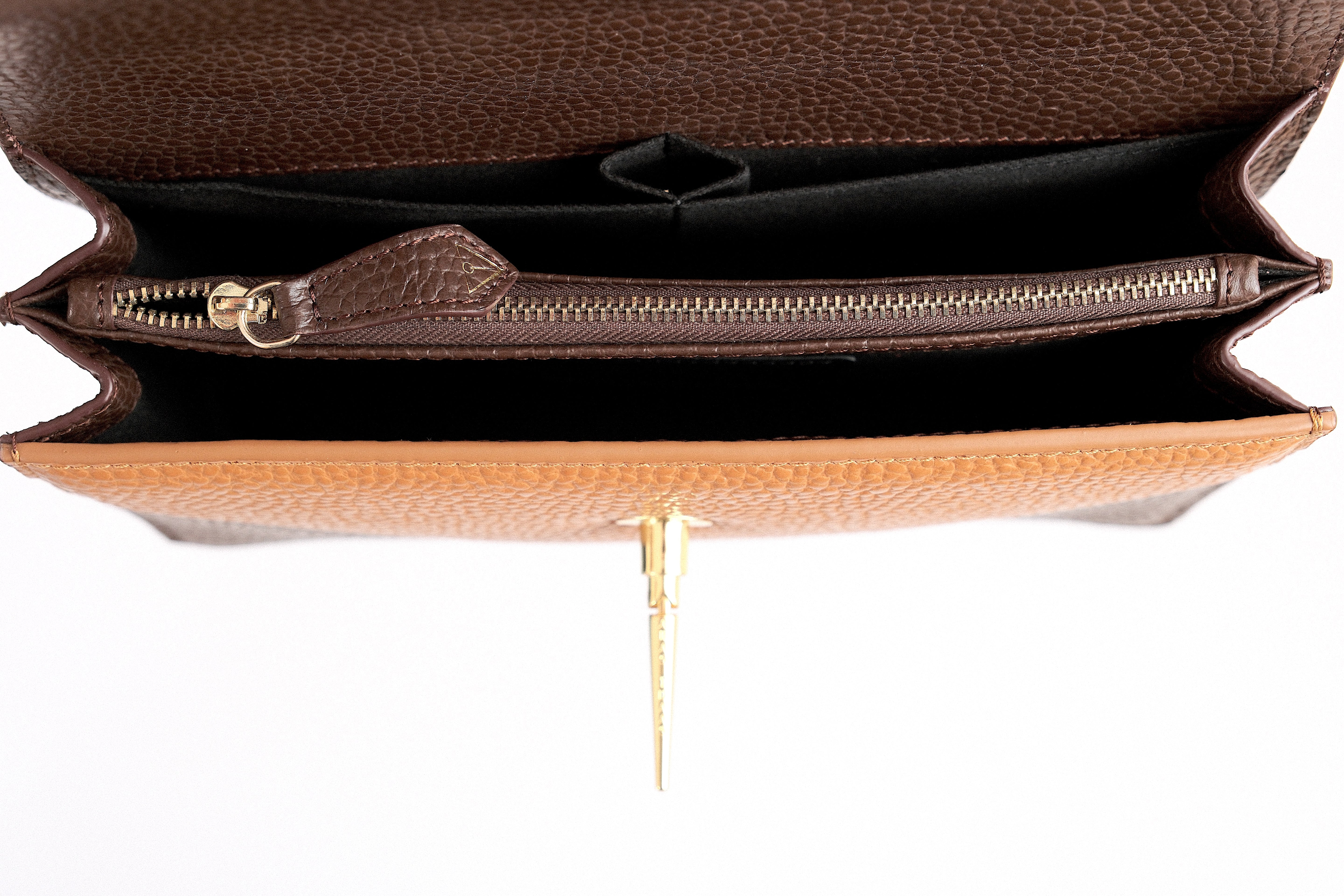DELTA FOLD LADY