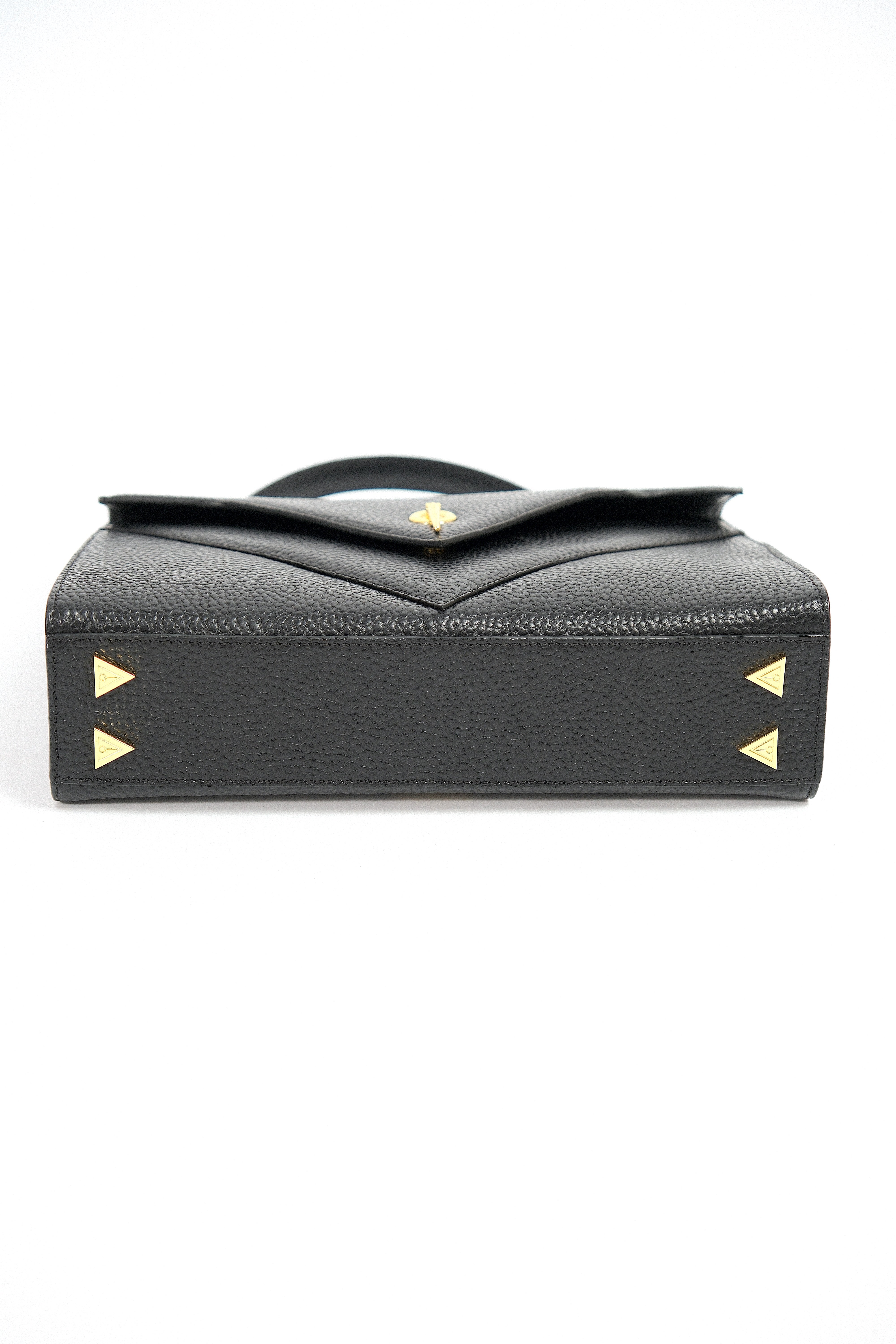 Delta Fold Queen