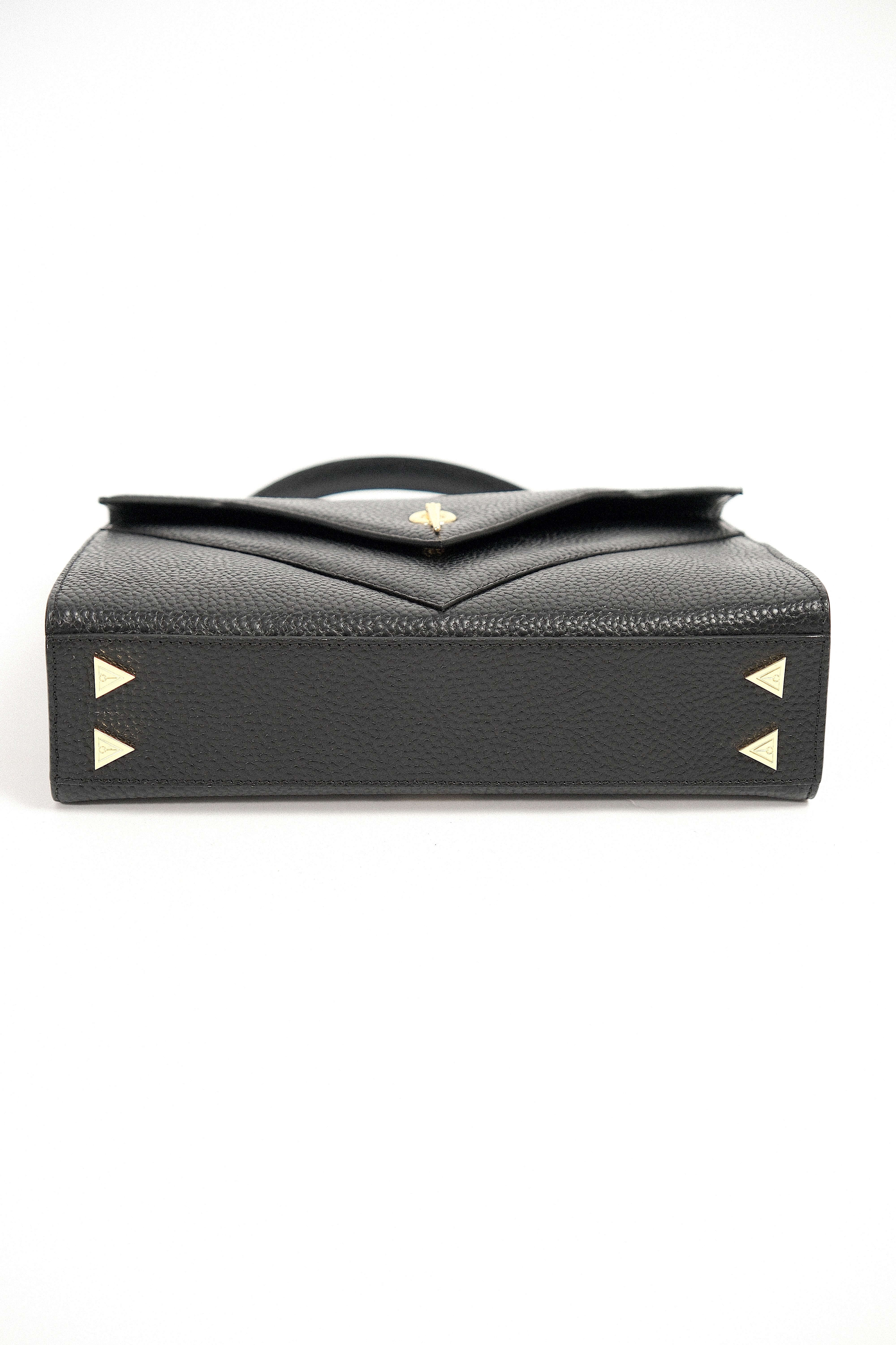 Delta Fold Dame