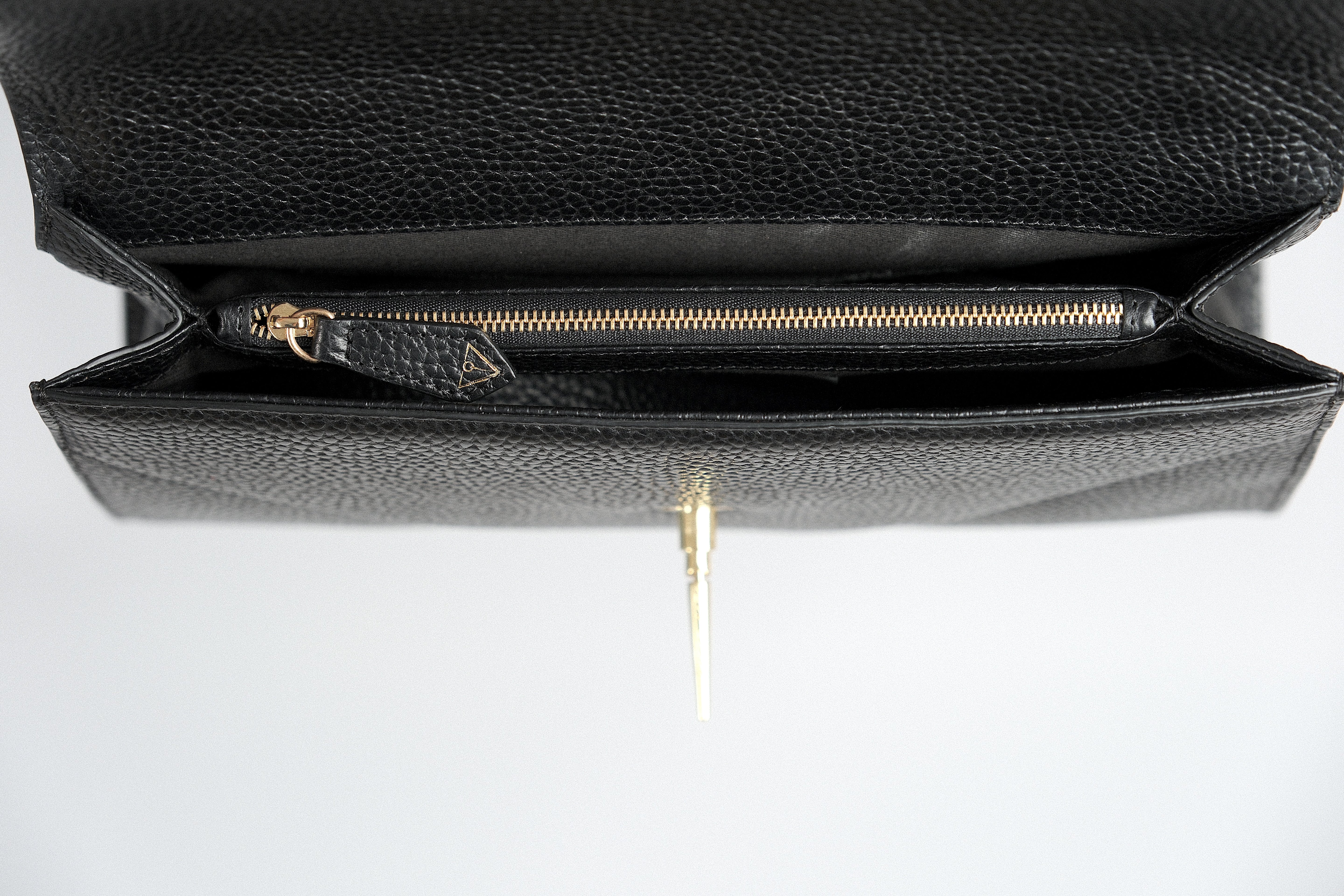 Delta Fold Queen
