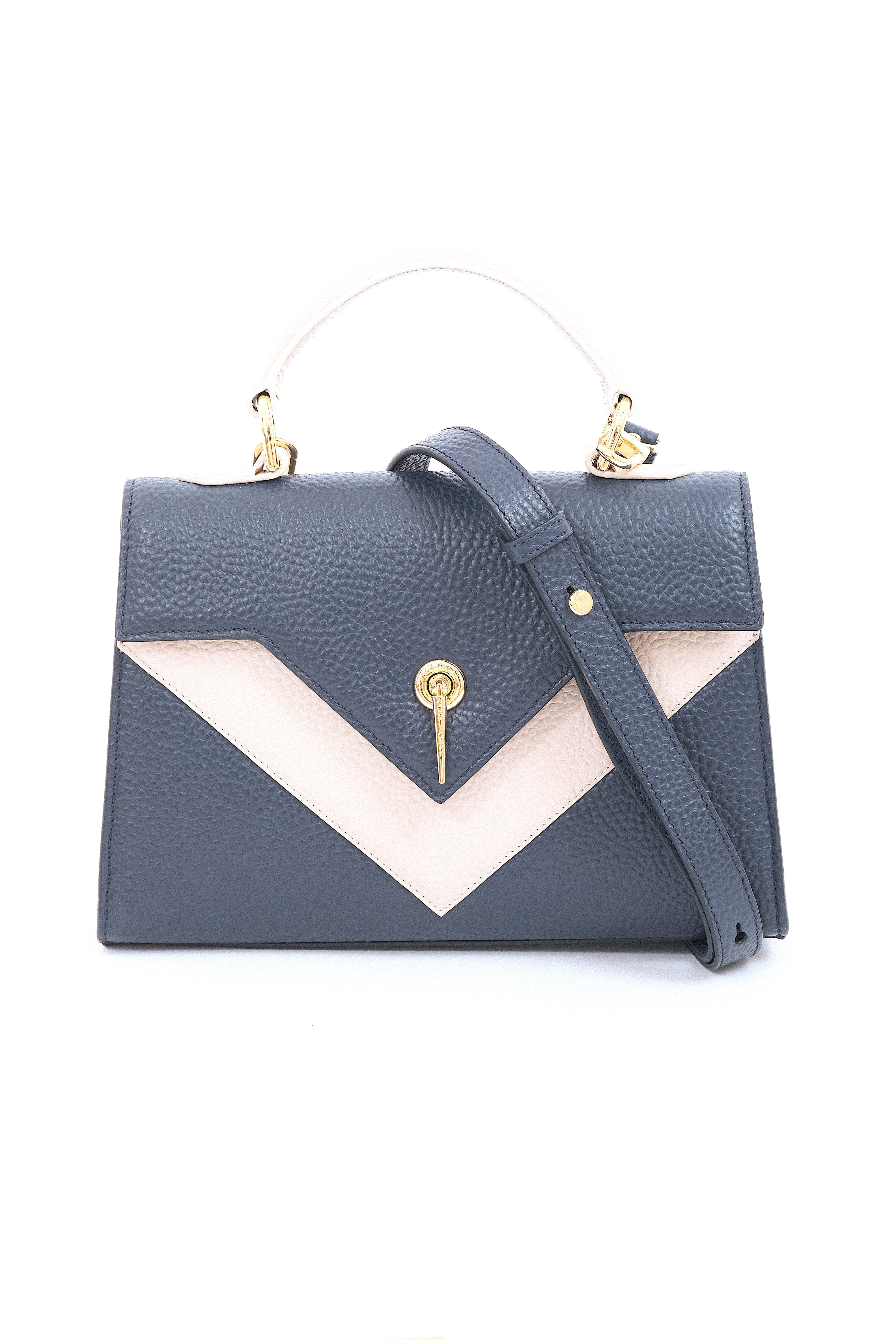 Delta Fold Dame