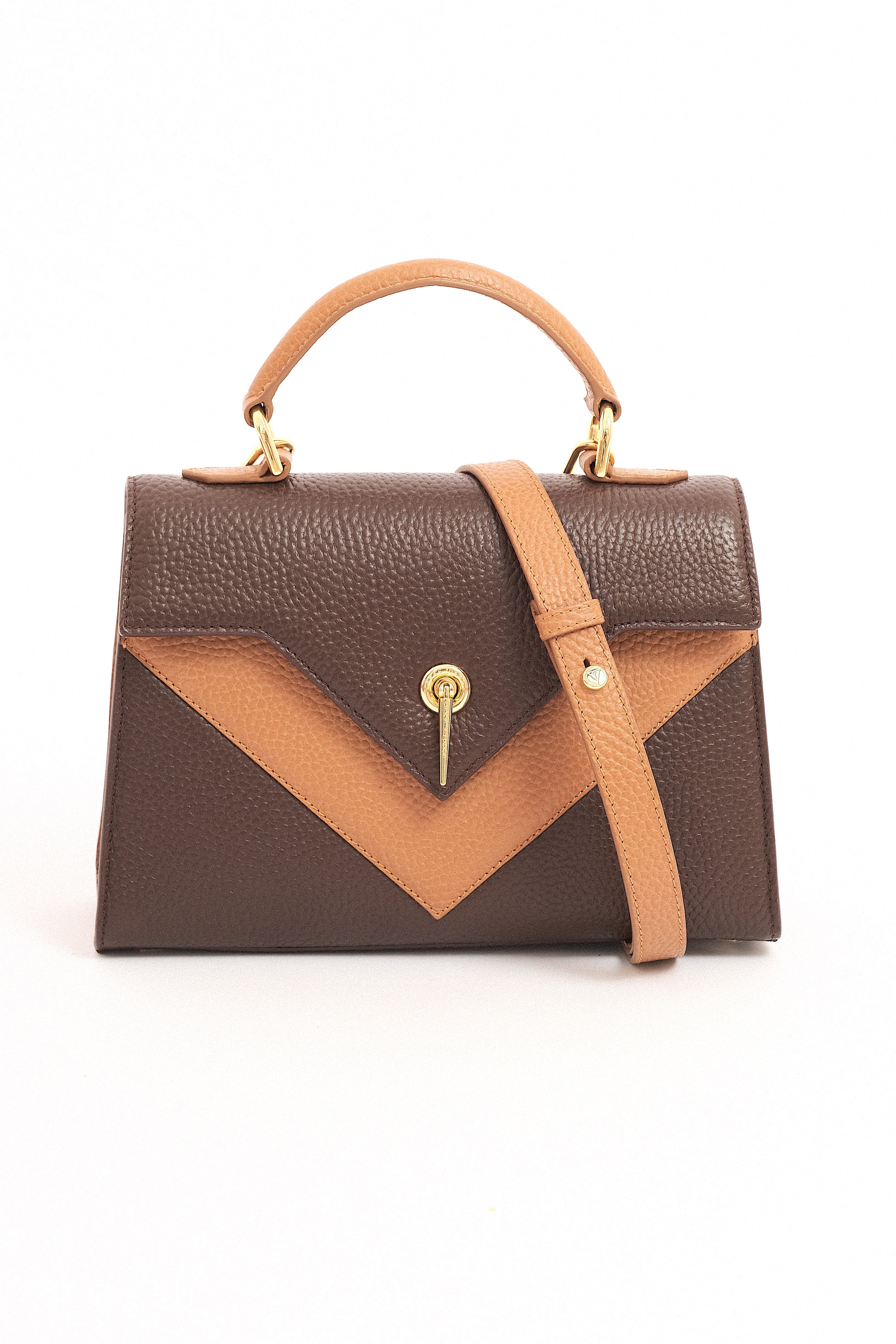 Delta Fold Dame